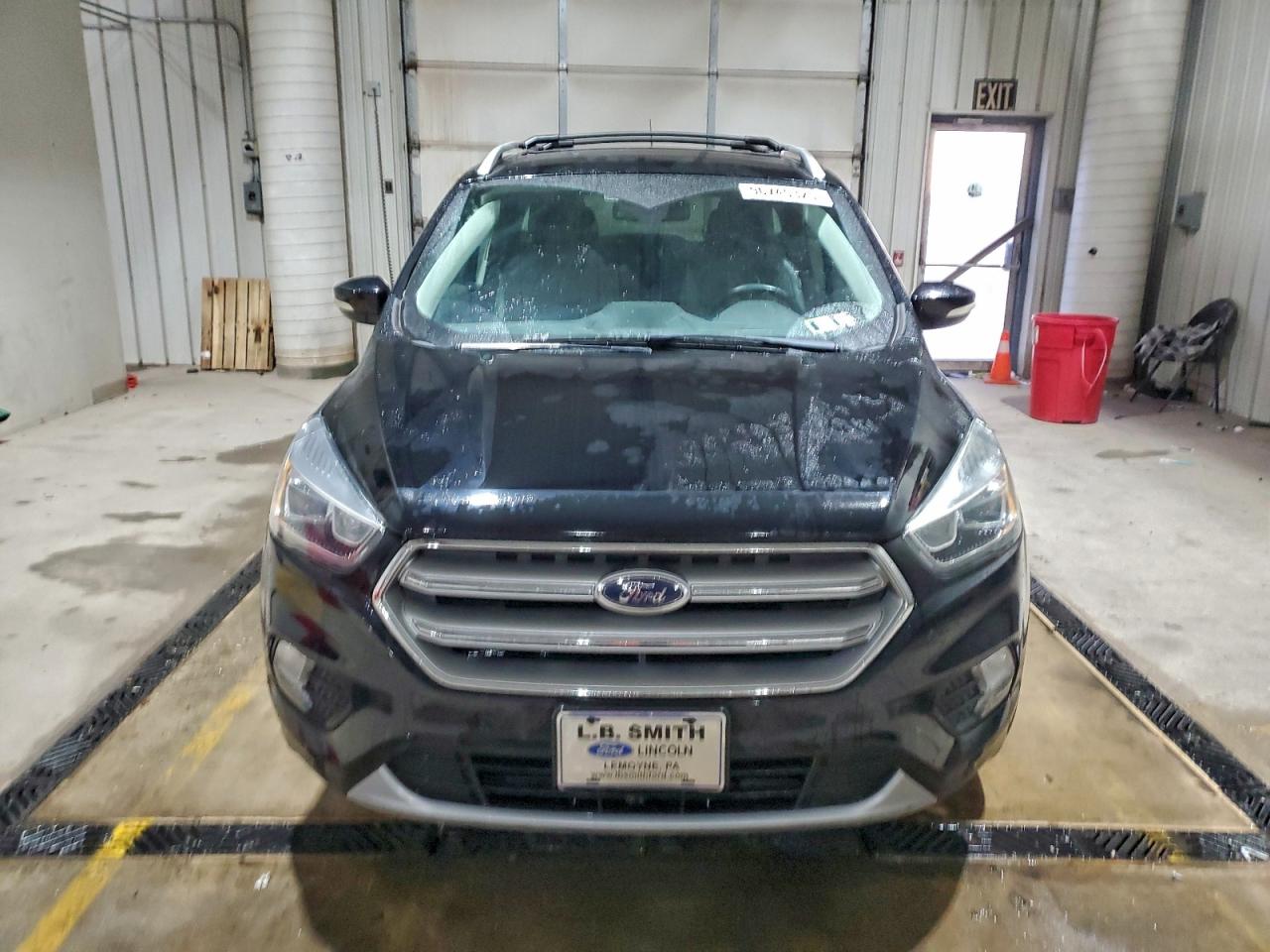2017 FORD ESCAPE TITANIUM photo 5