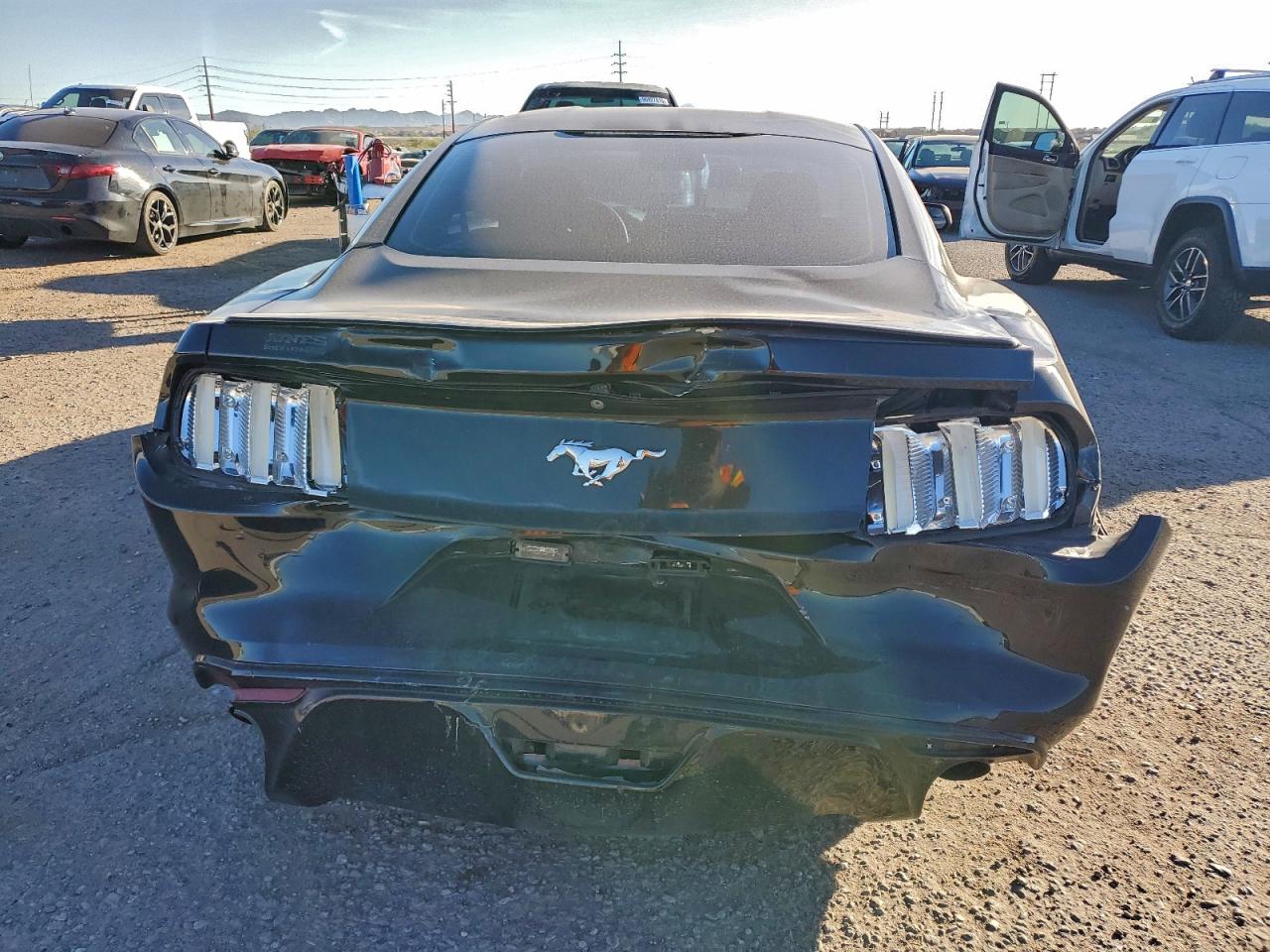 2015 FORD MUSTANG photo 11