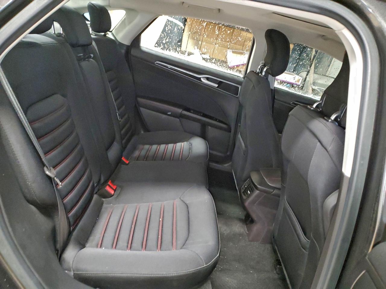 2015 FORD FUSION SE photo 10