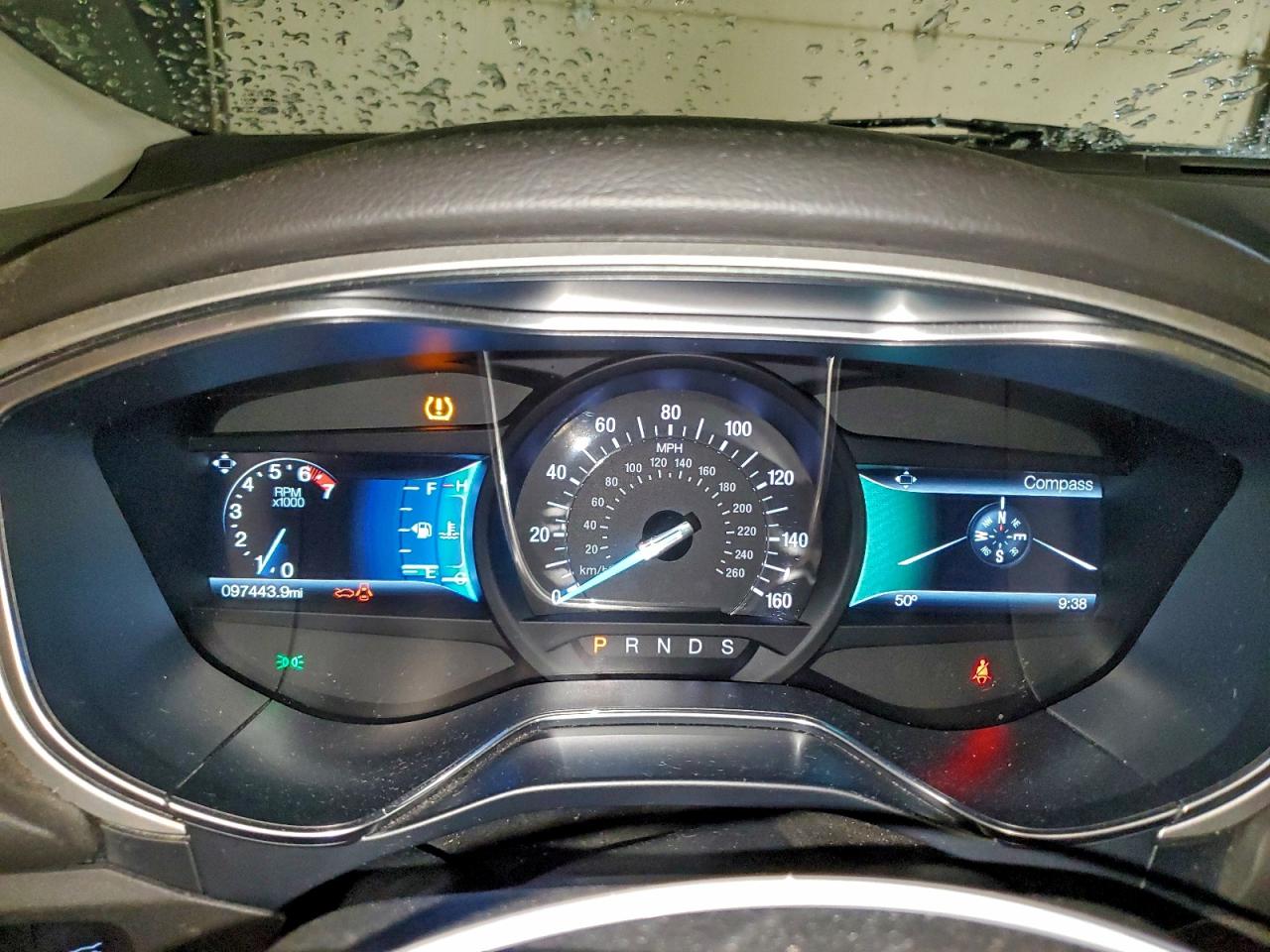 2015 FORD FUSION SE photo 9