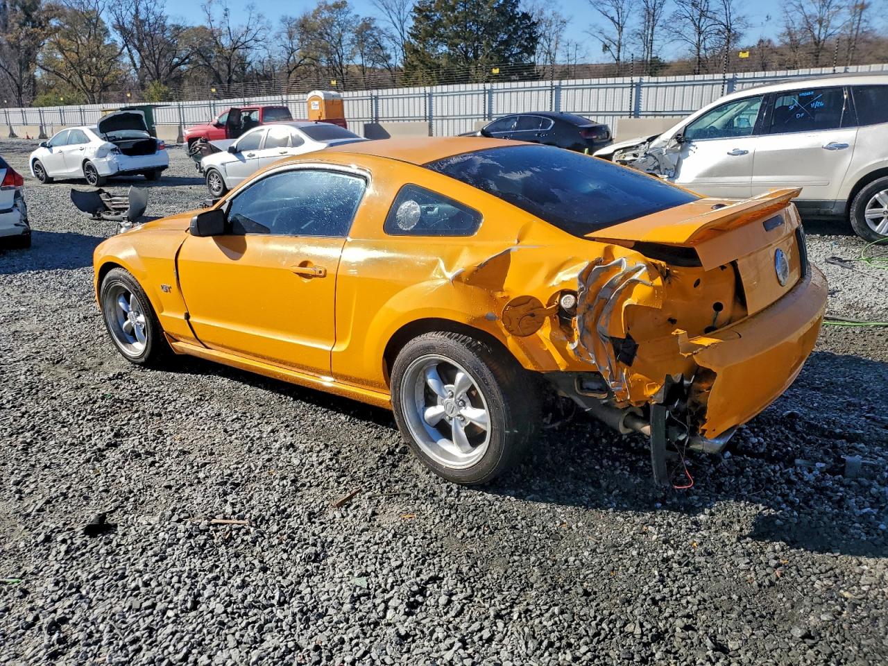 2007 FORD MUSTANG photo 2