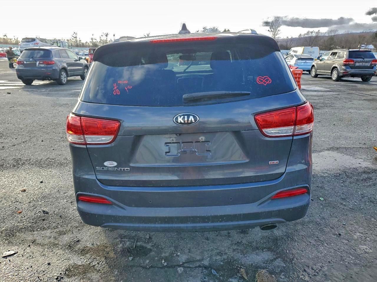 2016 KIA SORENTO LX photo 6