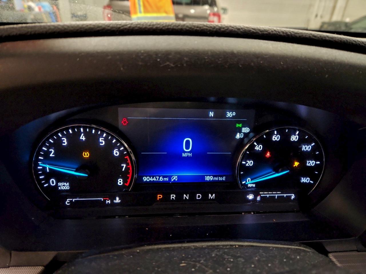 2020 FORD EXPLORER XLT photo 9