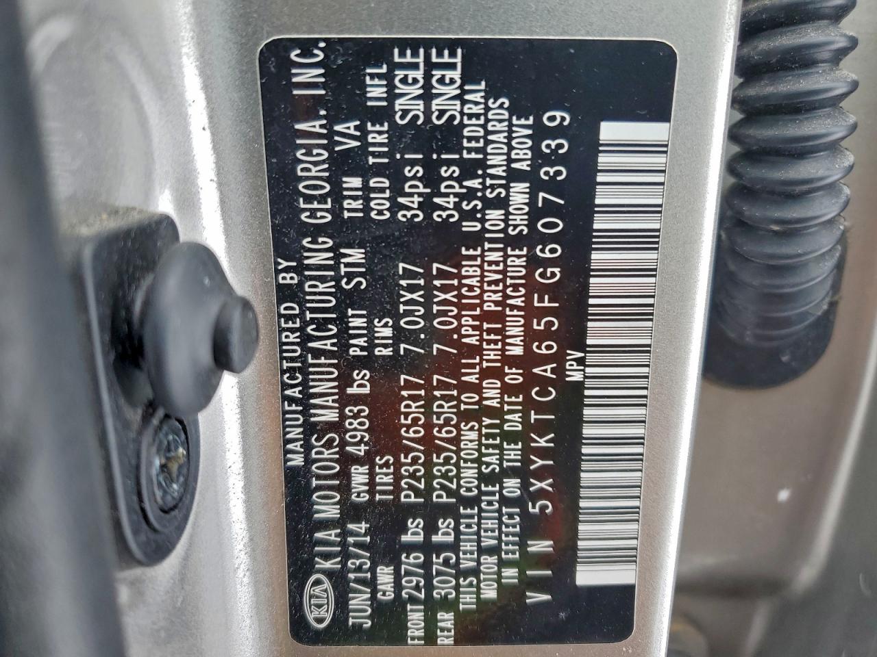 2015 KIA SORENTO LX photo 14