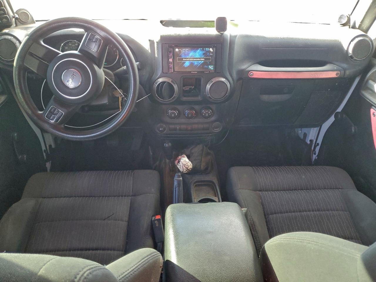 2012 JEEP WRANGLER UNLIMITED SPORT photo 8