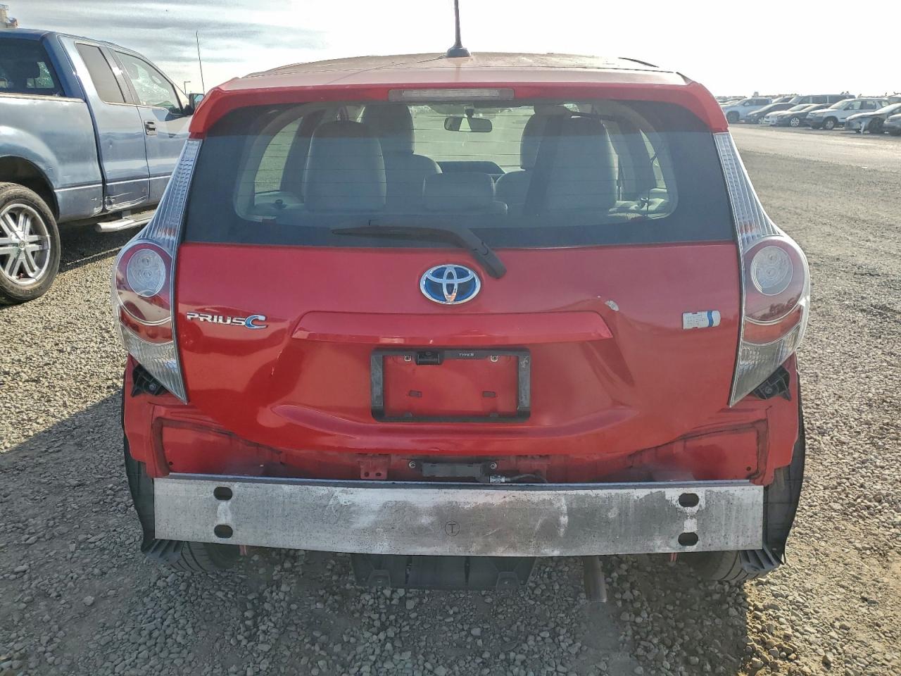 2012 TOYOTA PRIUS C photo 6