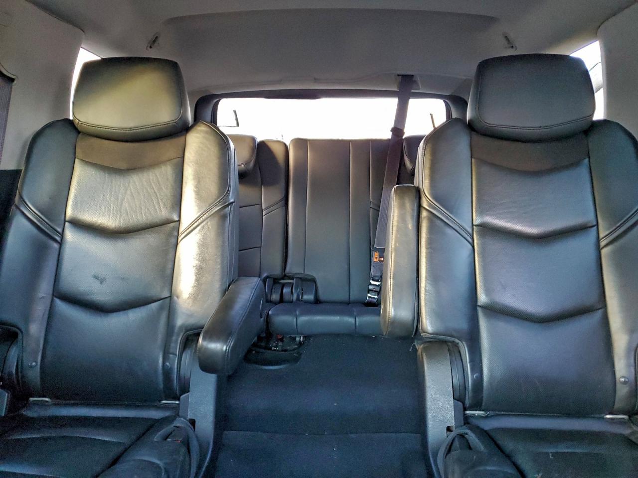 2015 CADILLAC ESCALADE PREMIUM photo 10
