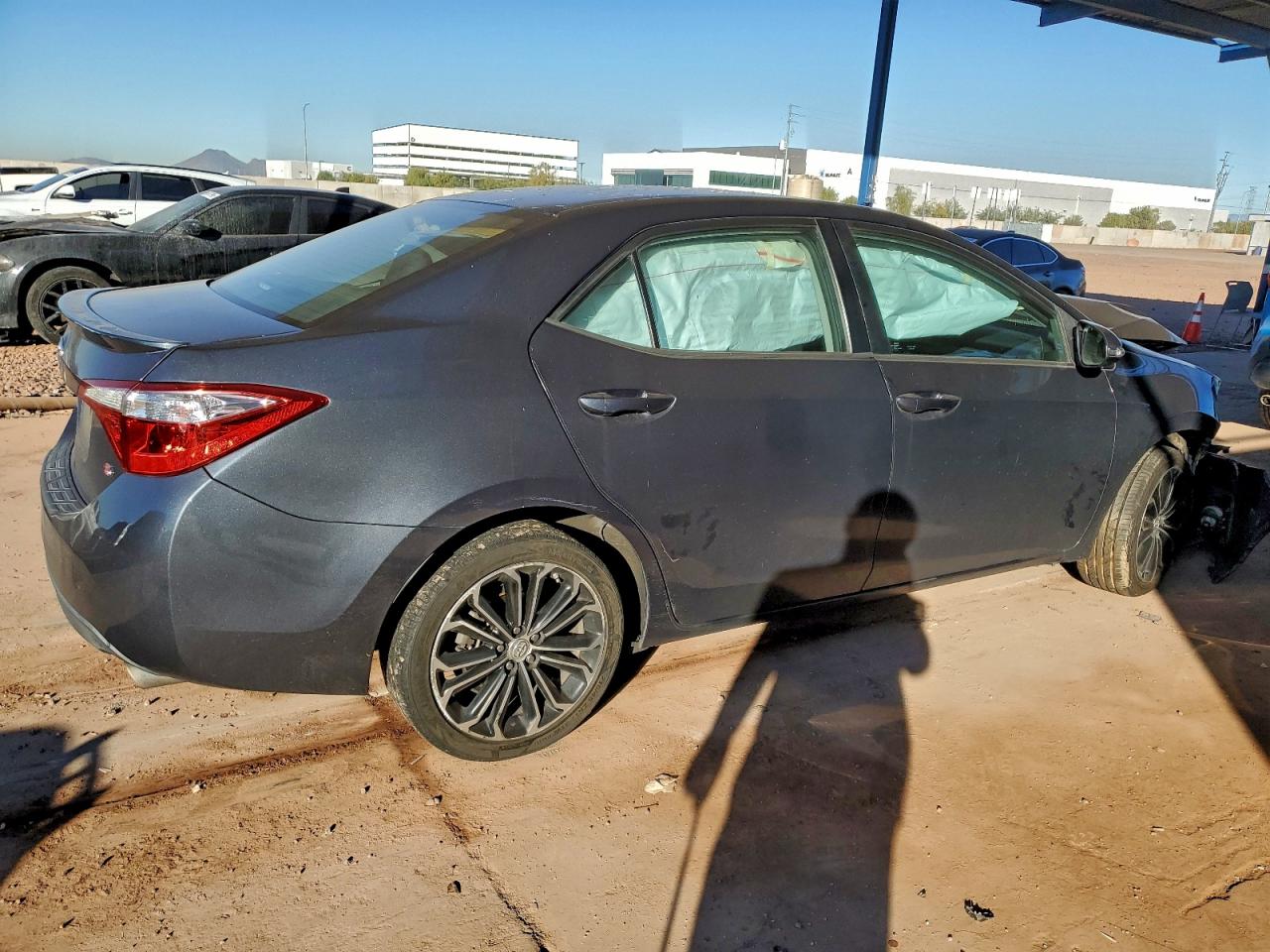 2015 TOYOTA COROLLA L photo 3