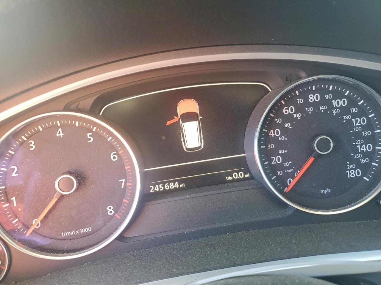 2014 VOLKSWAGEN TOUAREG V6 photo 9
