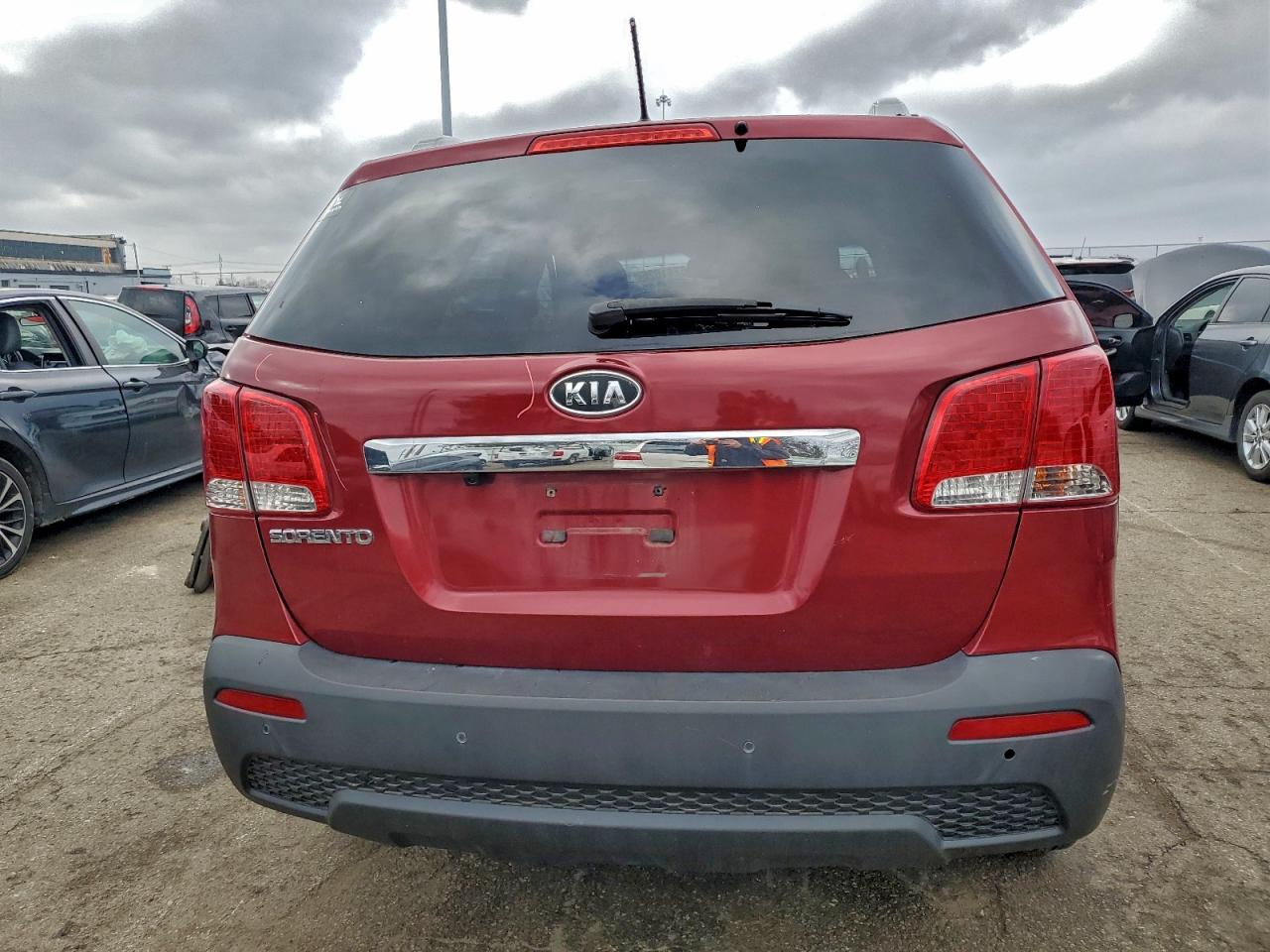2011 KIA SORENTO BASE photo 6