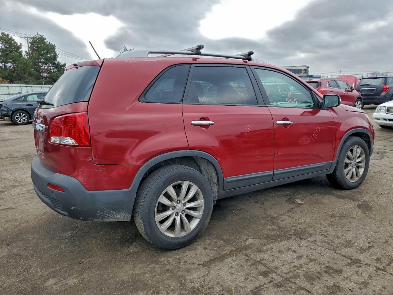 2011 KIA SORENTO BASE photo 3