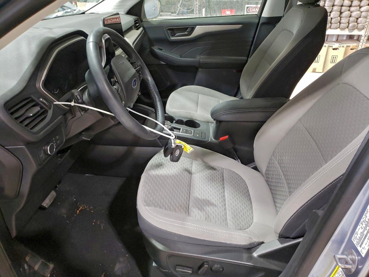 2022 FORD ESCAPE SE photo 7