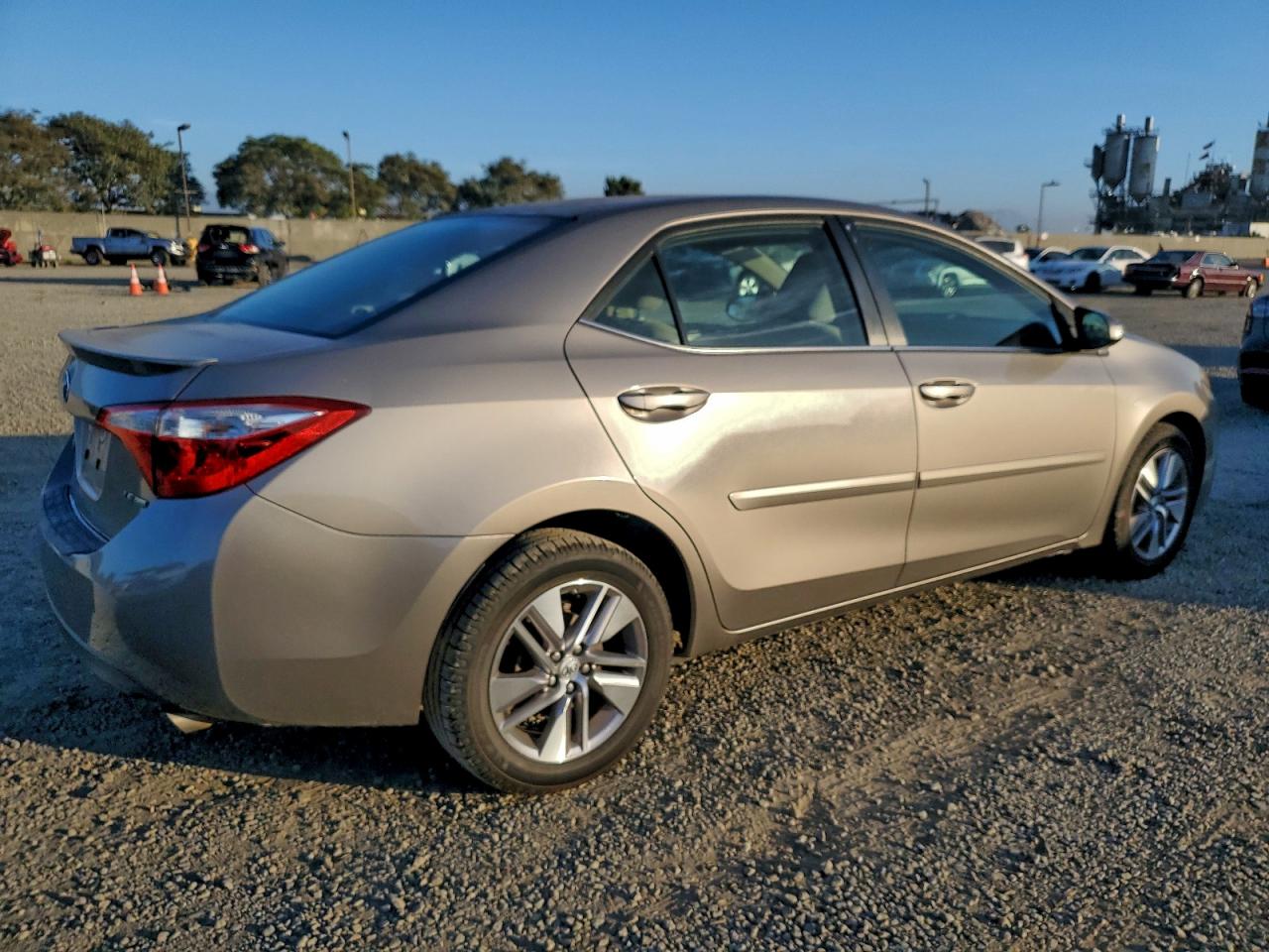 2014 TOYOTA COROLLA ECO photo 5