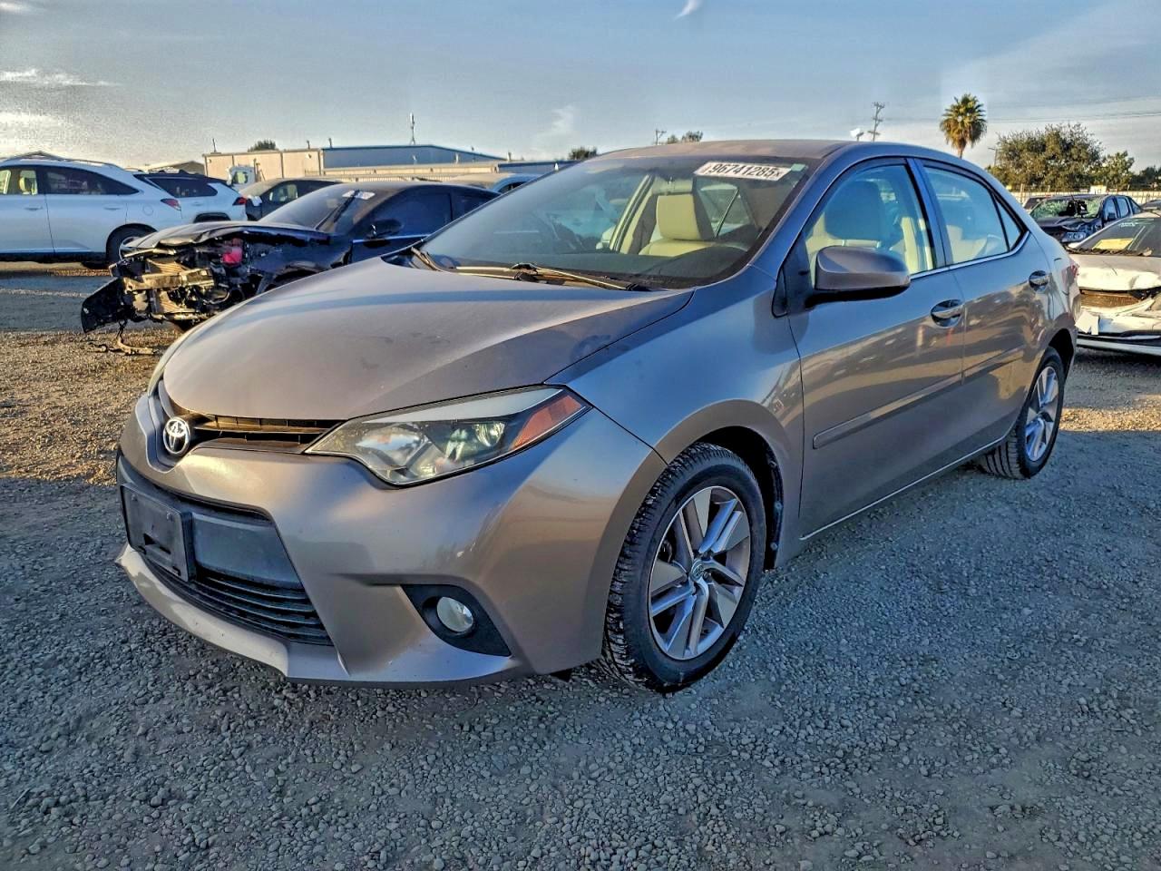 2014 TOYOTA COROLLA