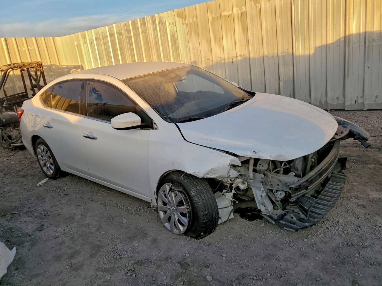 2016 NISSAN SENTRA S photo 4