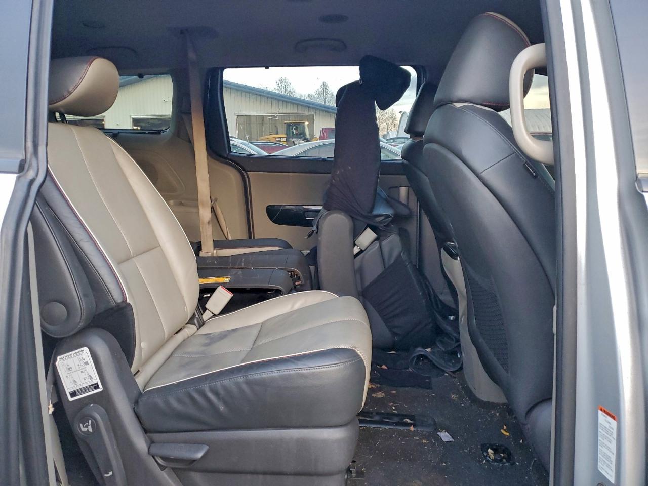 2017 KIA SEDONA EX photo 11