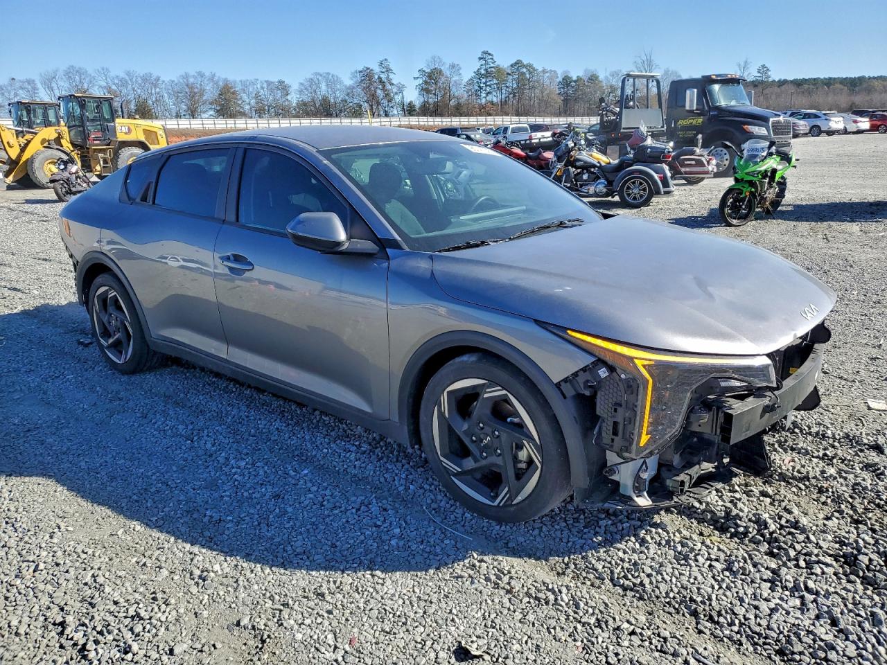 2025 KIA K4 EX photo 4