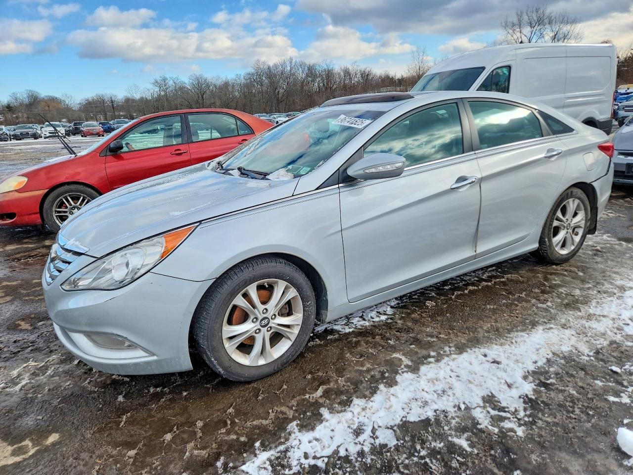 2011 HYUNDAI SONATA