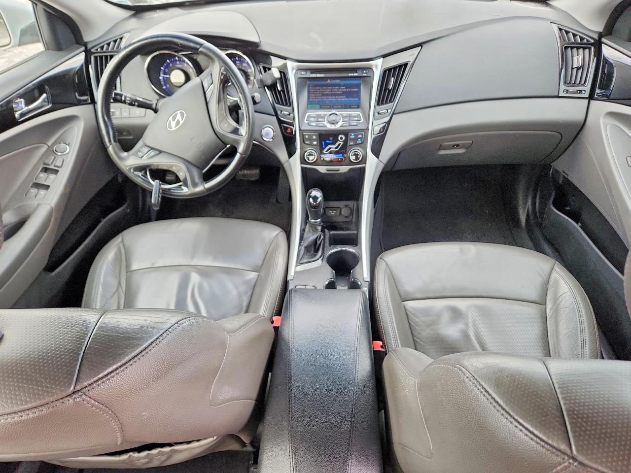 2011 HYUNDAI SONATA photo 8