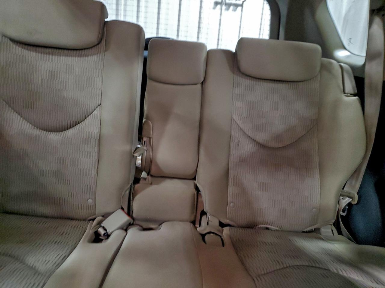 2010 TOYOTA RAV4 photo 10