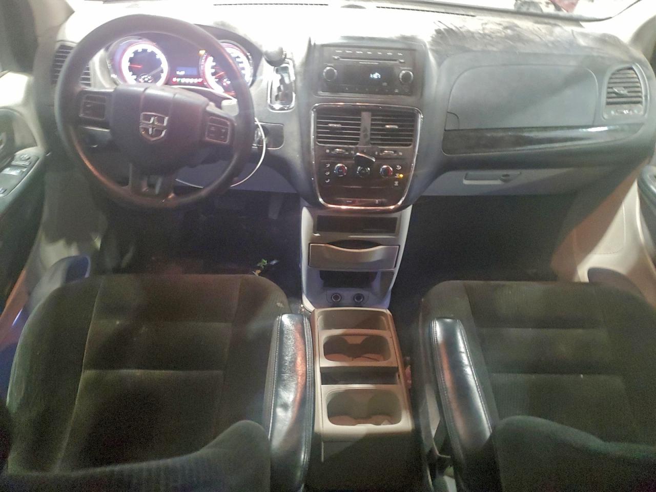 2015 DODGE GRAND CARAVAN SE photo 8