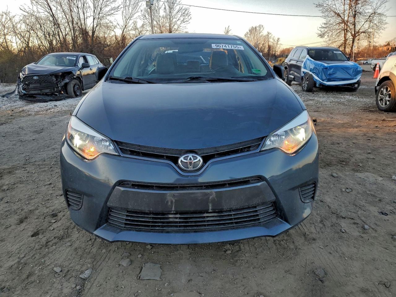 2015 TOYOTA COROLLA L photo 5