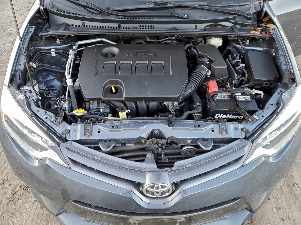 2015 TOYOTA COROLLA L photo 11