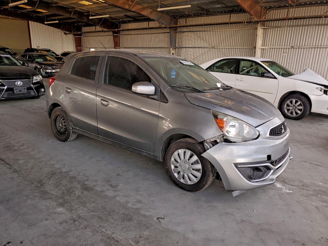 2018 MITSUBISHI MIRAGE ES photo 4