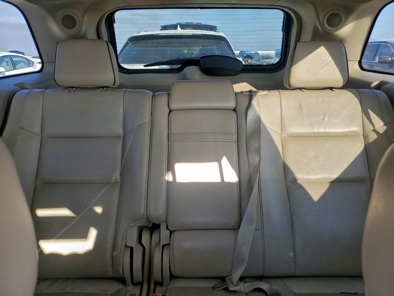 2012 JEEP GRAND CHEROKEE OVERLAND photo 10