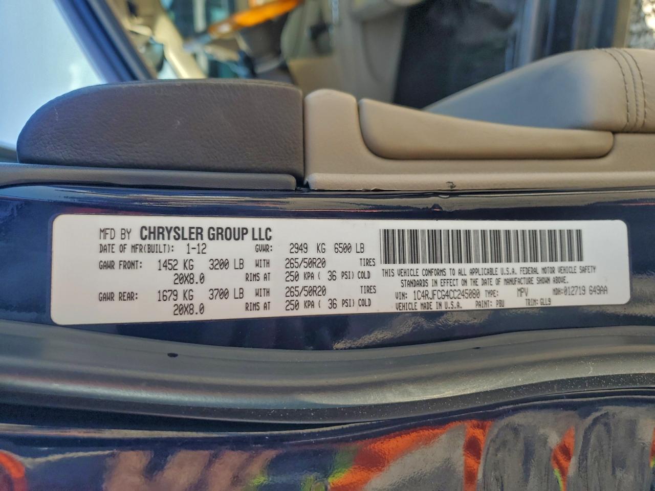 2012 JEEP GRAND CHEROKEE OVERLAND photo 13