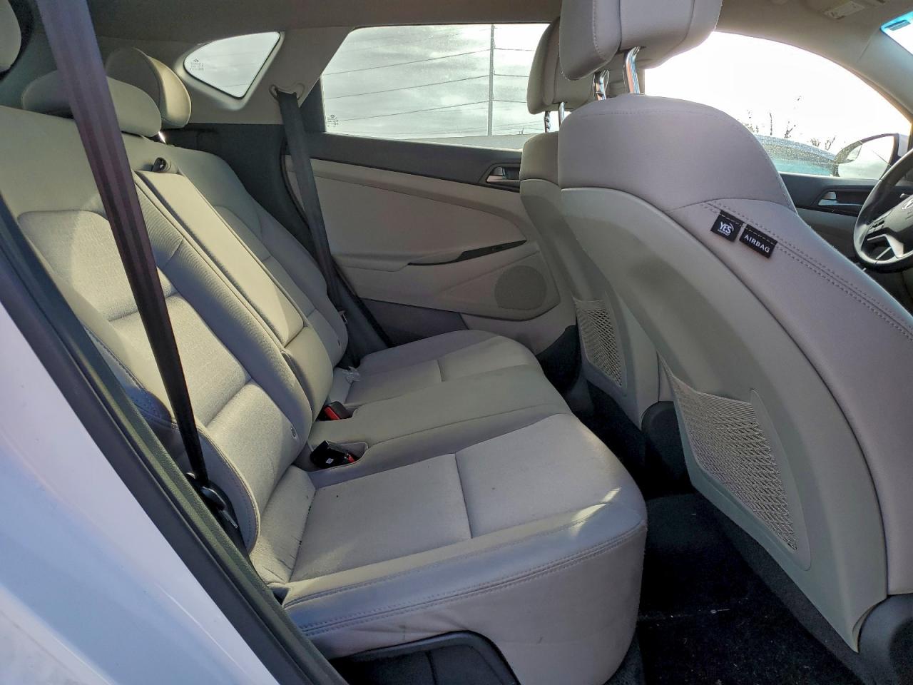 2018 HYUNDAI TUCSON SEL photo 11