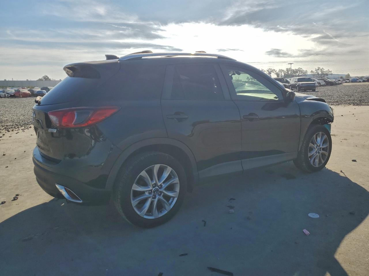 2015 MAZDA CX-5 GT photo 3