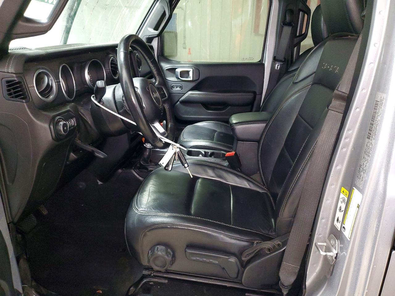 2018 JEEP WRANGLER UNLIMITED SAHARA photo 7