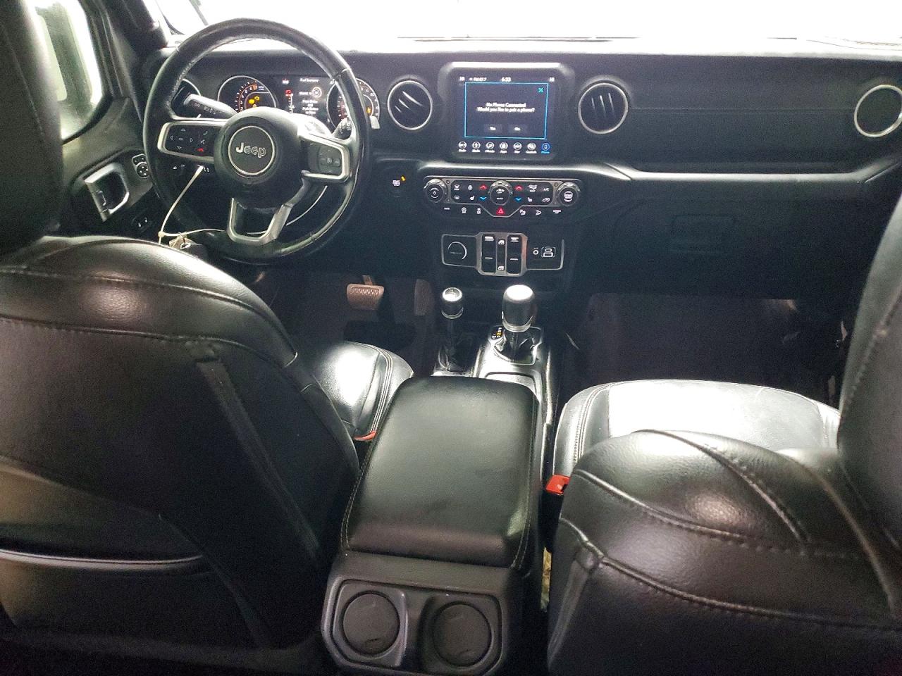 2018 JEEP WRANGLER UNLIMITED SAHARA photo 8