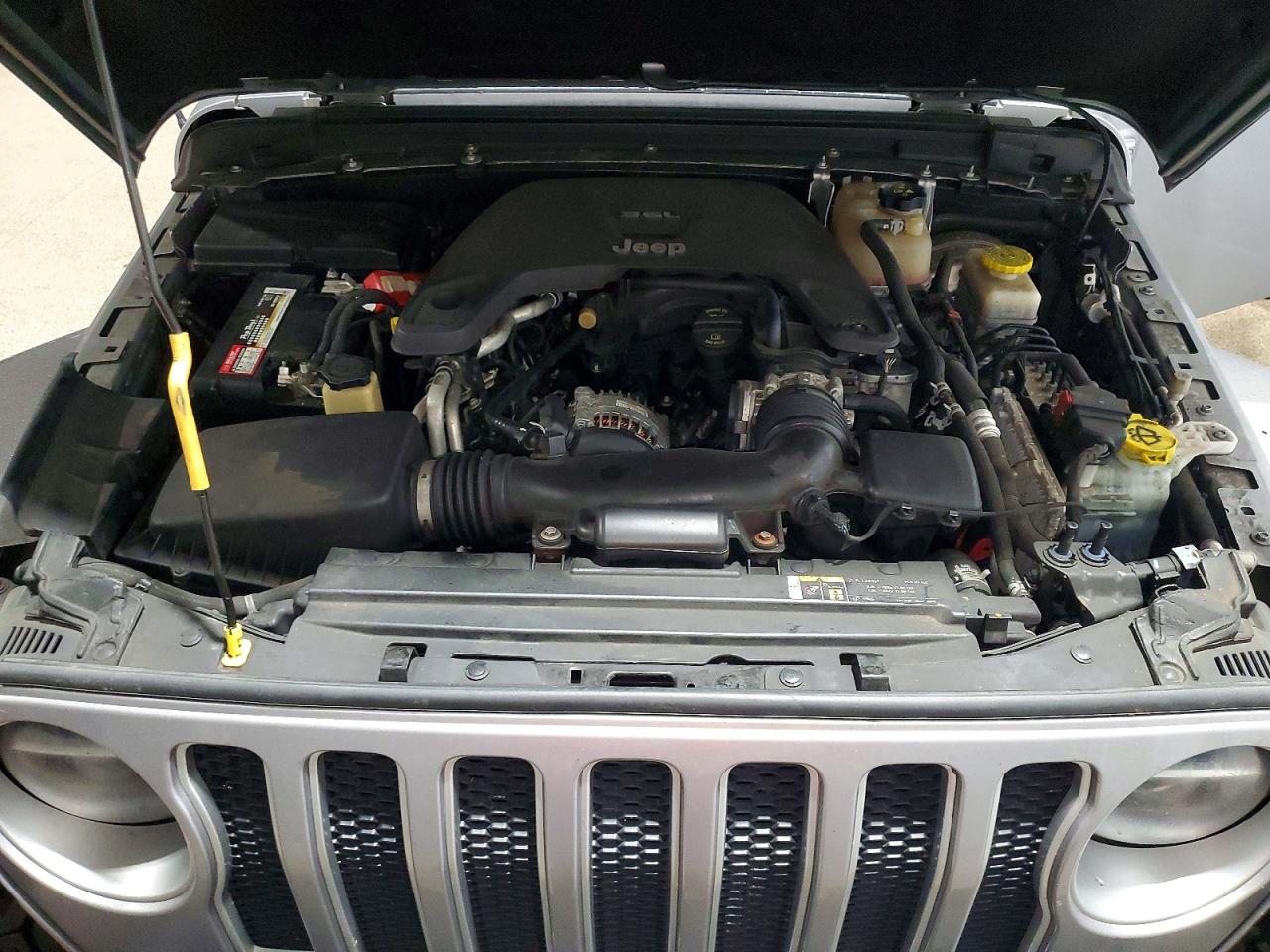 2018 JEEP WRANGLER UNLIMITED SAHARA photo 12