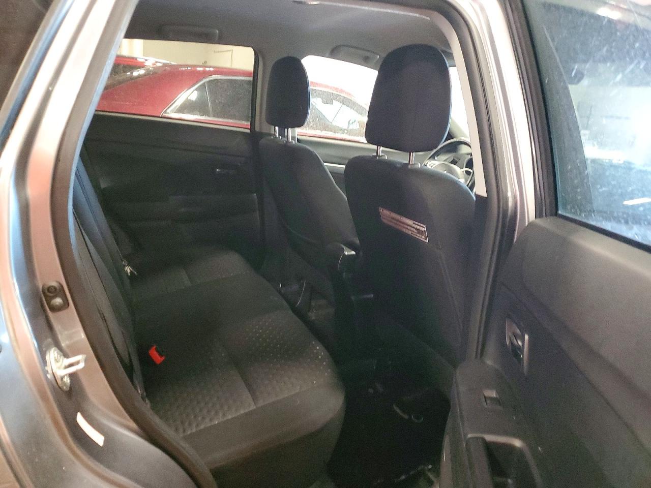 2011 MITSUBISHI OUTLANDER SPORT SE photo 21