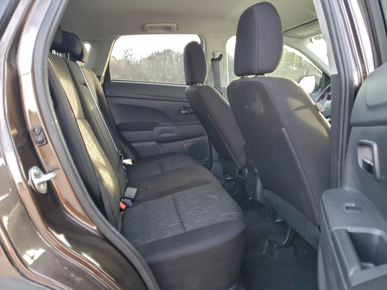 2024 MITSUBISHI OUTLANDER SPORT S/SE photo 10