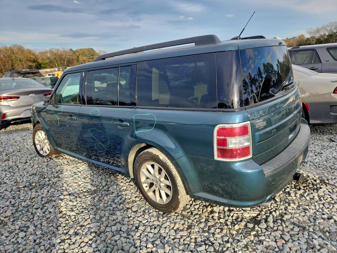 2016 FORD FLEX SE photo 2