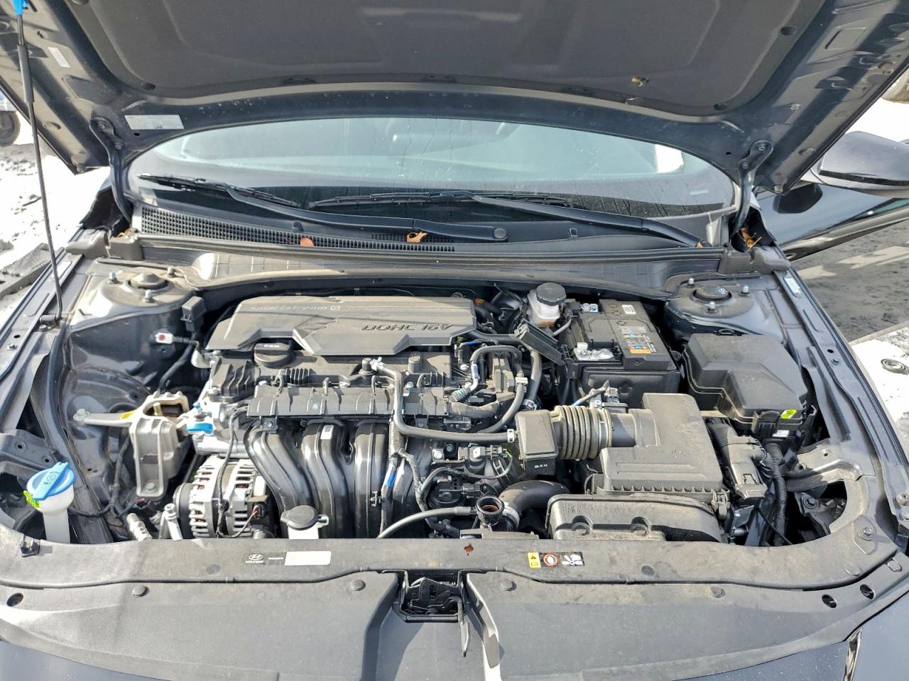2025 HYUNDAI ELANTRA SEL SPORT photo 11