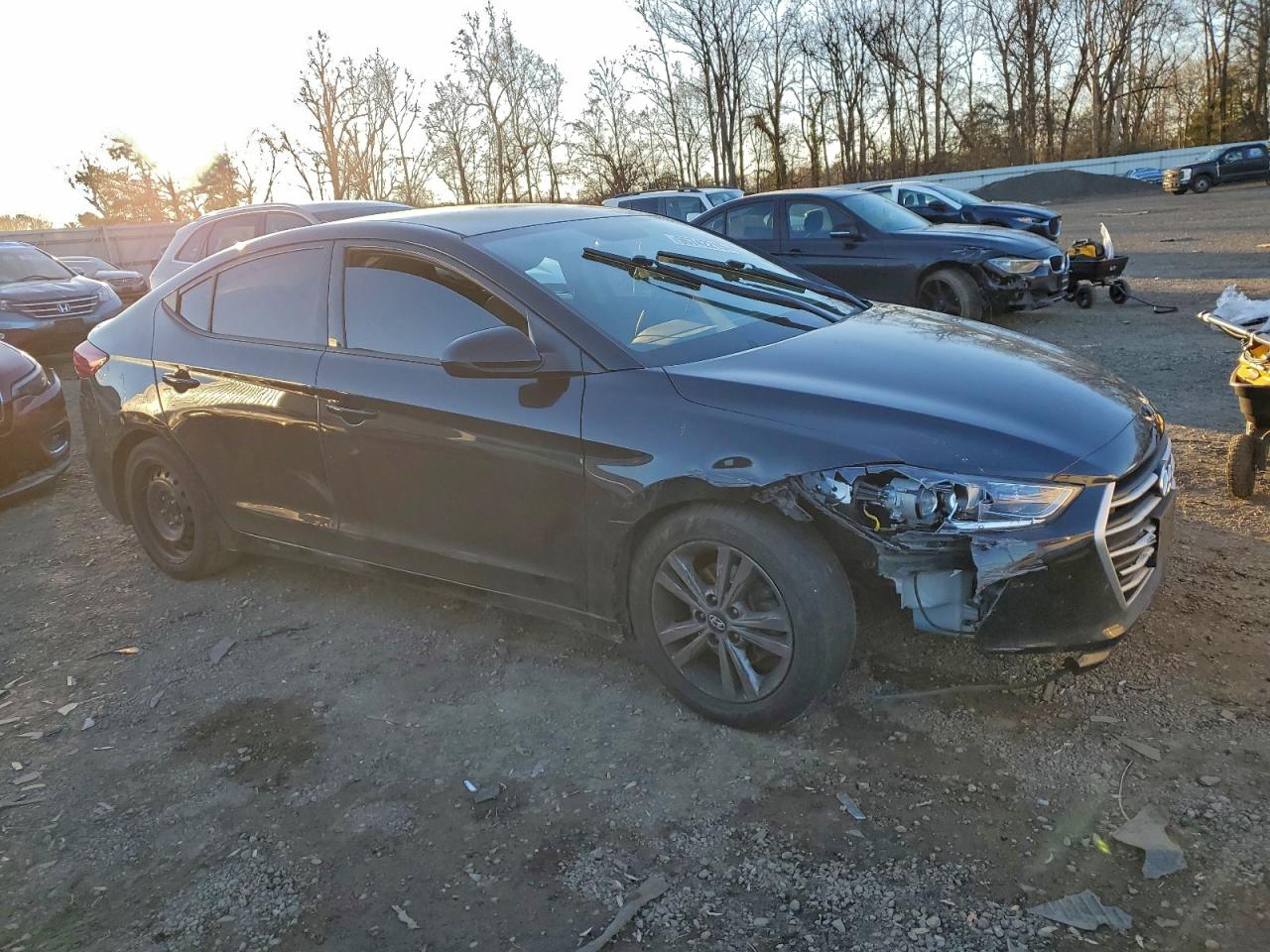 2018 HYUNDAI ELANTRA SEL photo 4