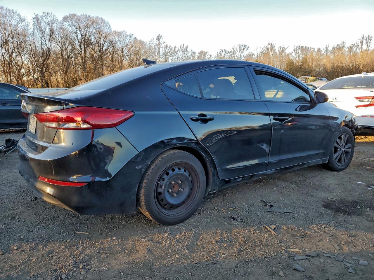 2018 HYUNDAI ELANTRA SEL photo 3