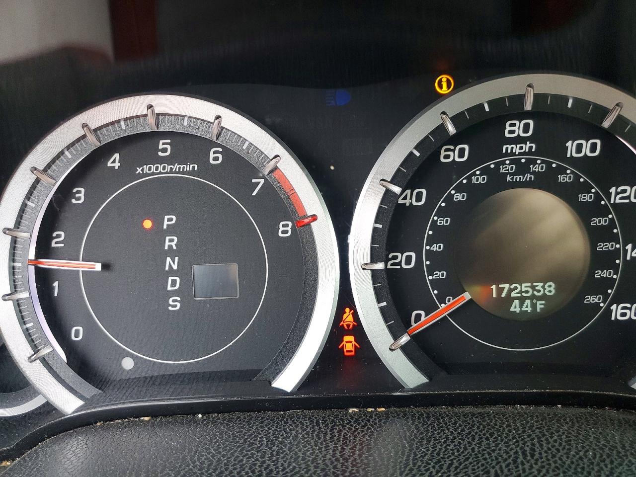 2010 ACURA TSX photo 9