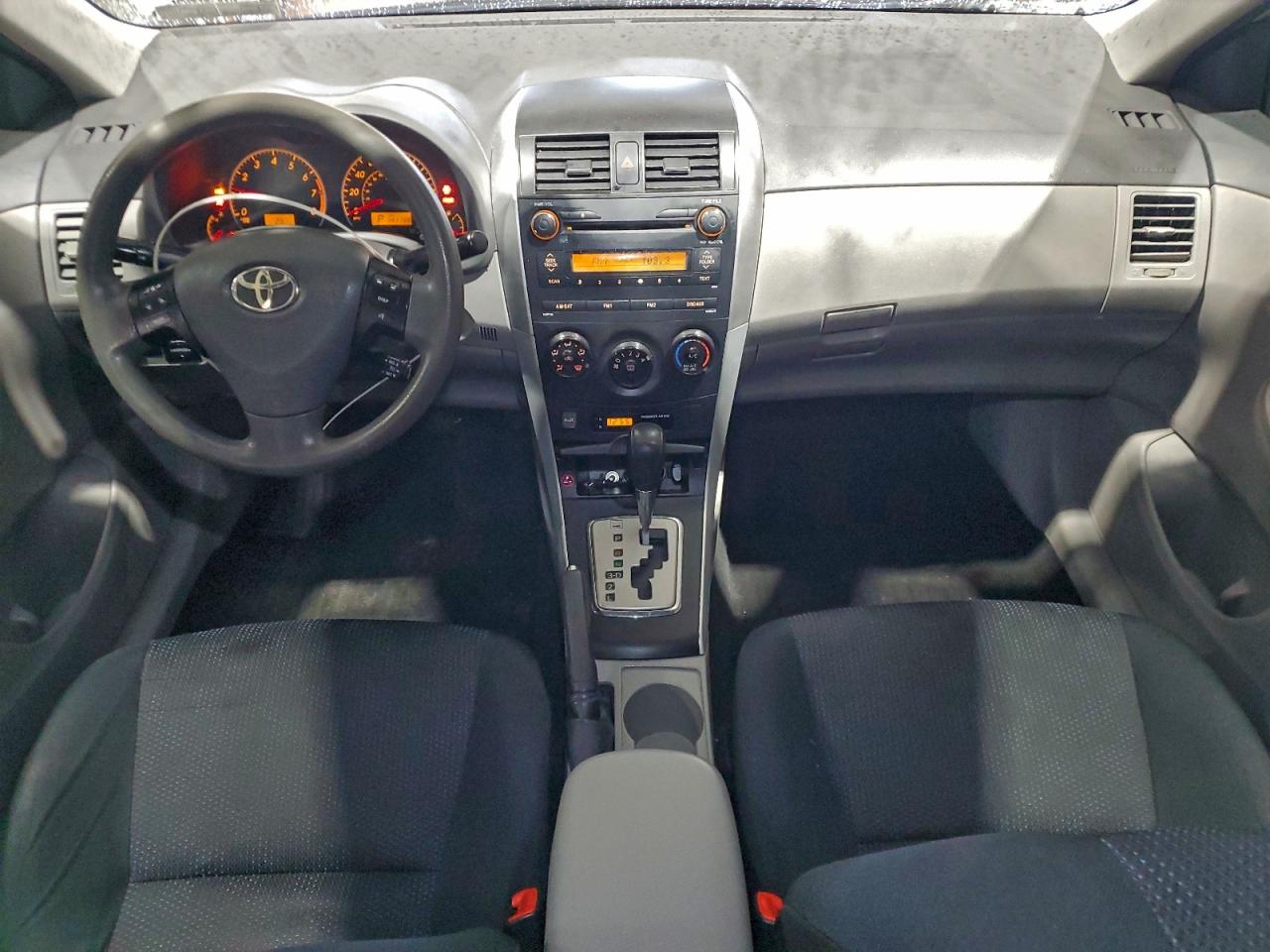 2010 TOYOTA COROLLA BASE photo 8