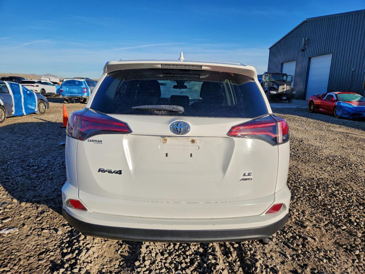 2018 TOYOTA RAV4 LE photo 6