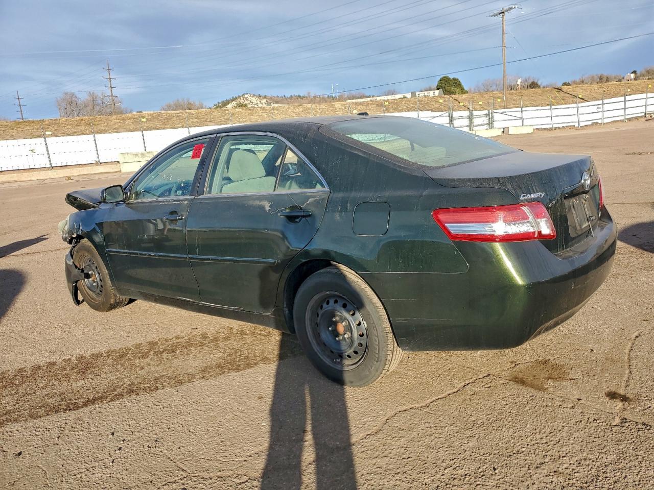 2011 TOYOTA CAMRY BASE photo 2