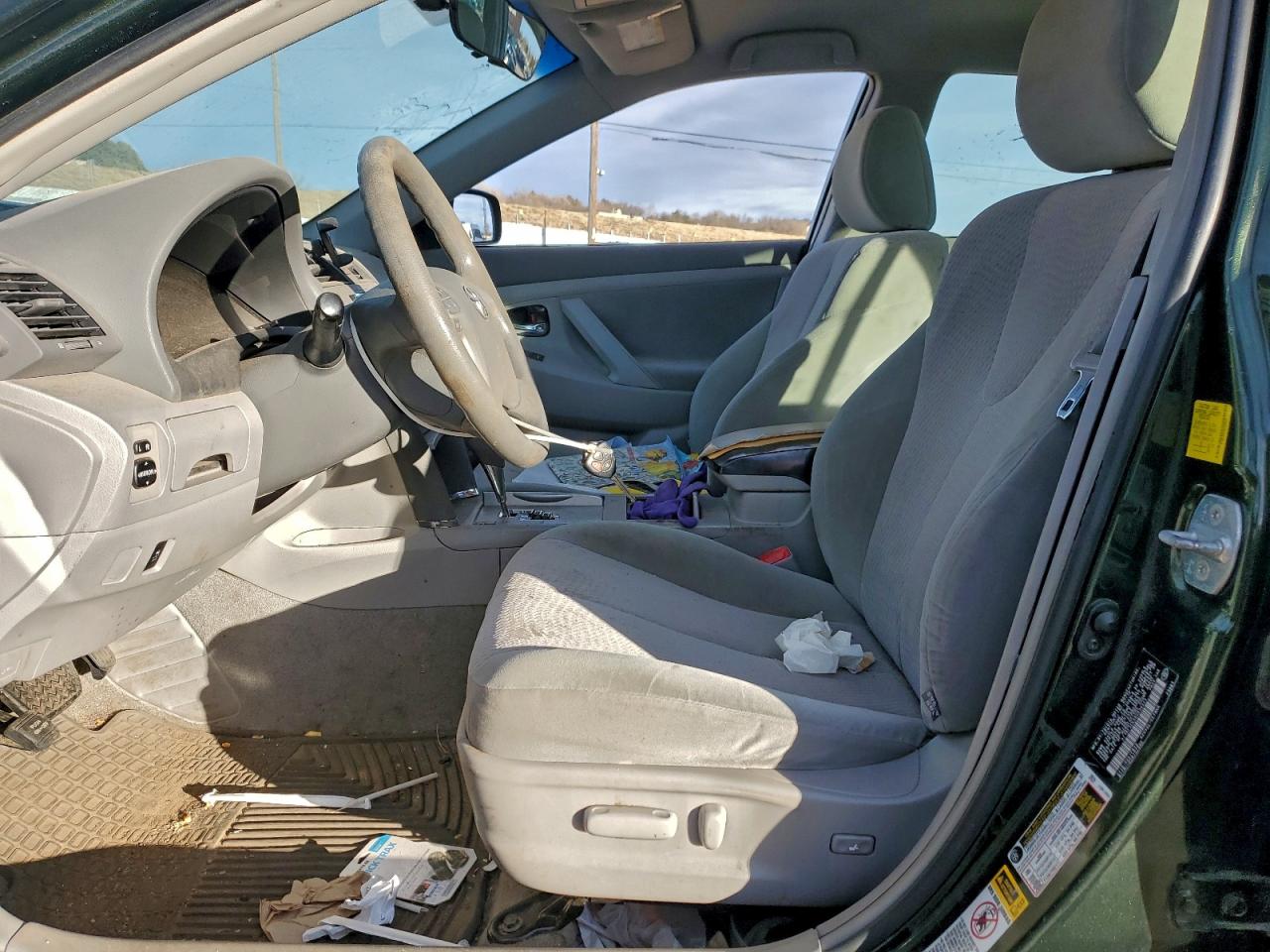 2011 TOYOTA CAMRY BASE photo 7
