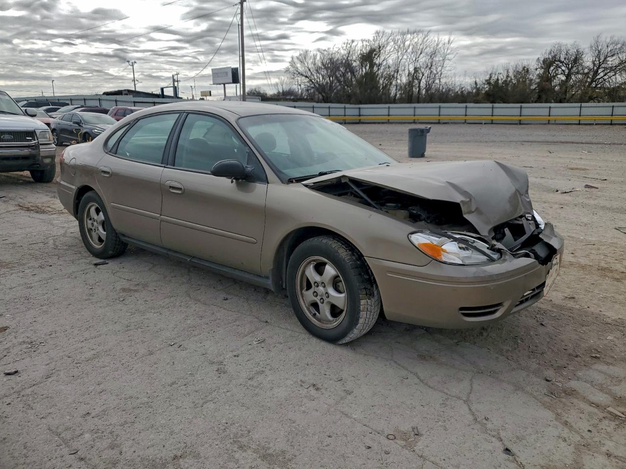 2006 FORD TAURUS SE photo 4