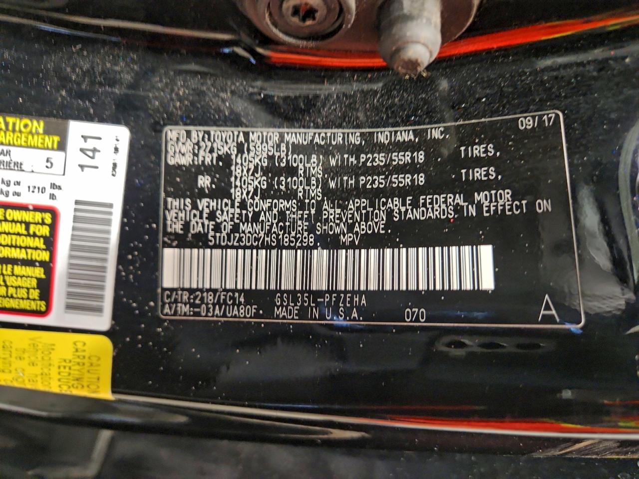2017 TOYOTA SIENNA LE photo 13