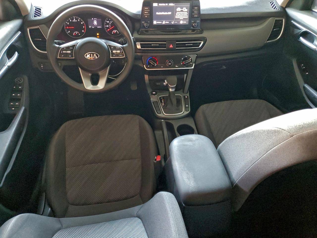 2021 KIA SELTOS LX photo 8