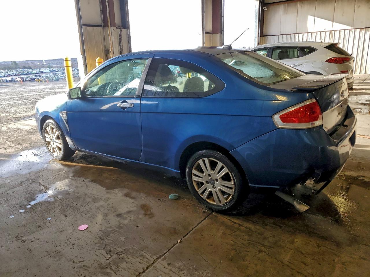 2008 FORD FOCUS SE photo 2